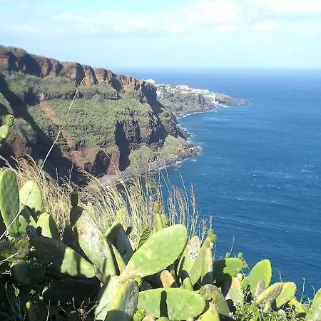 Very Confortable In Canico, Madeira