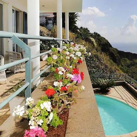 In Madeira With Atlantic Ocean Views Canico (Madeira)